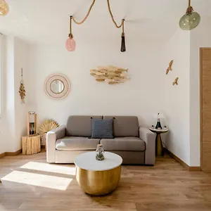  Apartment Le Quai Du Port Parking Clim France