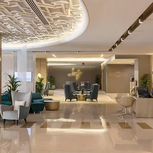 Two Seasons & Apartahotel
