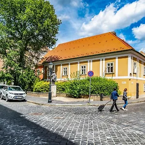  Bed & Breakfast Academy Ungheria